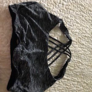 Nwot Victoria’s Secret sports Bra large